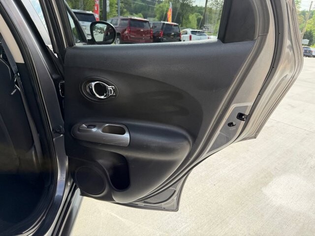 2013 Nissan Juke in Knoxville, TN 37920 - 18133496 10