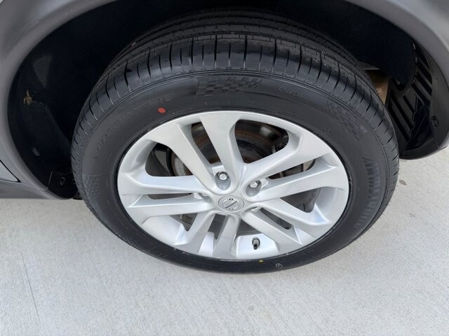 2013 Nissan Juke in Knoxville, TN 37920 - 18133496 27