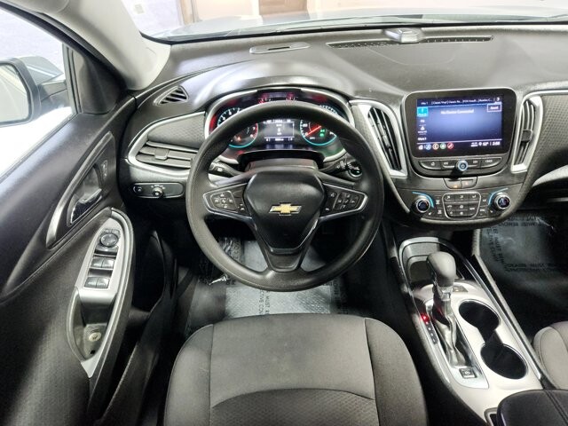 2024 Chevrolet Malibu in Cinnaminson, NJ 08077 - 18133500 16