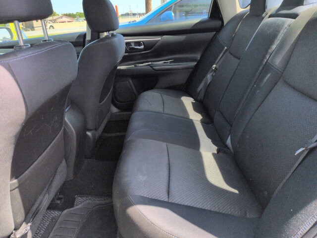 2016 Nissan Altima in North Little Rock, AR 72117-1620 - 18133519 4