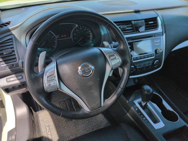 2016 Nissan Altima in North Little Rock, AR 72117-1620 - 18133519 6