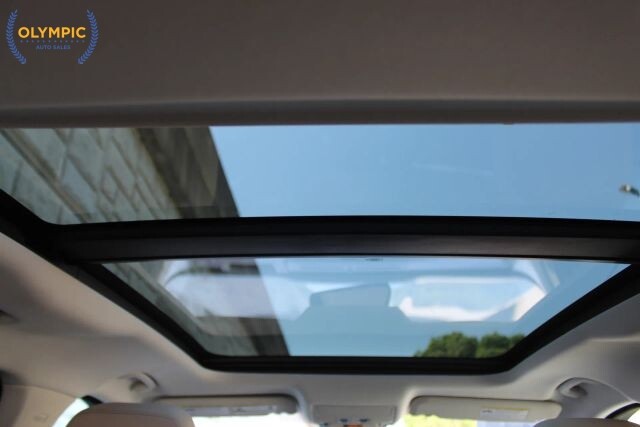 2017 Jaguar F-PACE in Decatur, GA 30032 - 18133520 29