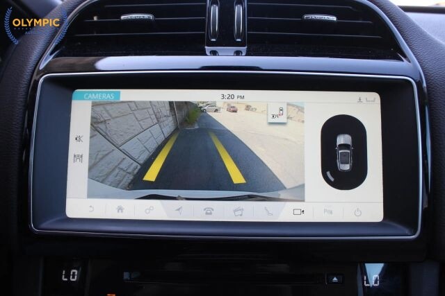 2017 Jaguar F-PACE in Decatur, GA 30032 - 18133520 22