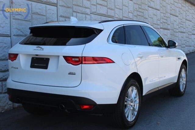 2017 Jaguar F-PACE in Decatur, GA 30032 - 18133520 5