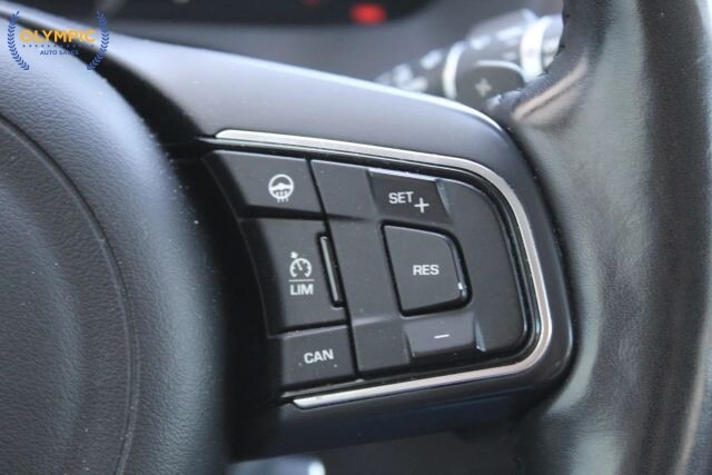 2017 Jaguar F-PACE in Decatur, GA 30032 - 18133520 19