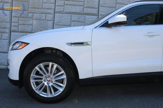 2017 Jaguar F-PACE in Decatur, GA 30032 - 18133520 9