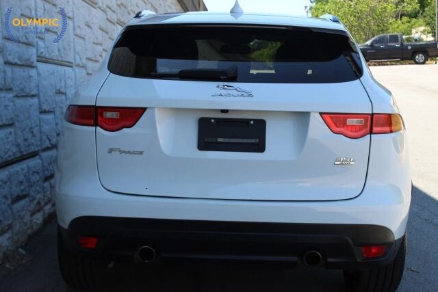 2017 Jaguar F-PACE in Decatur, GA 30032 - 18133520 6