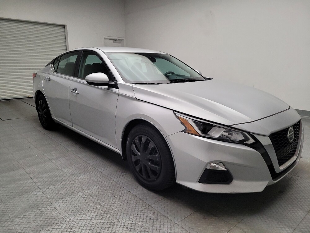 2019 Nissan Altima in Fresno, CA 93726 - 18133528 13