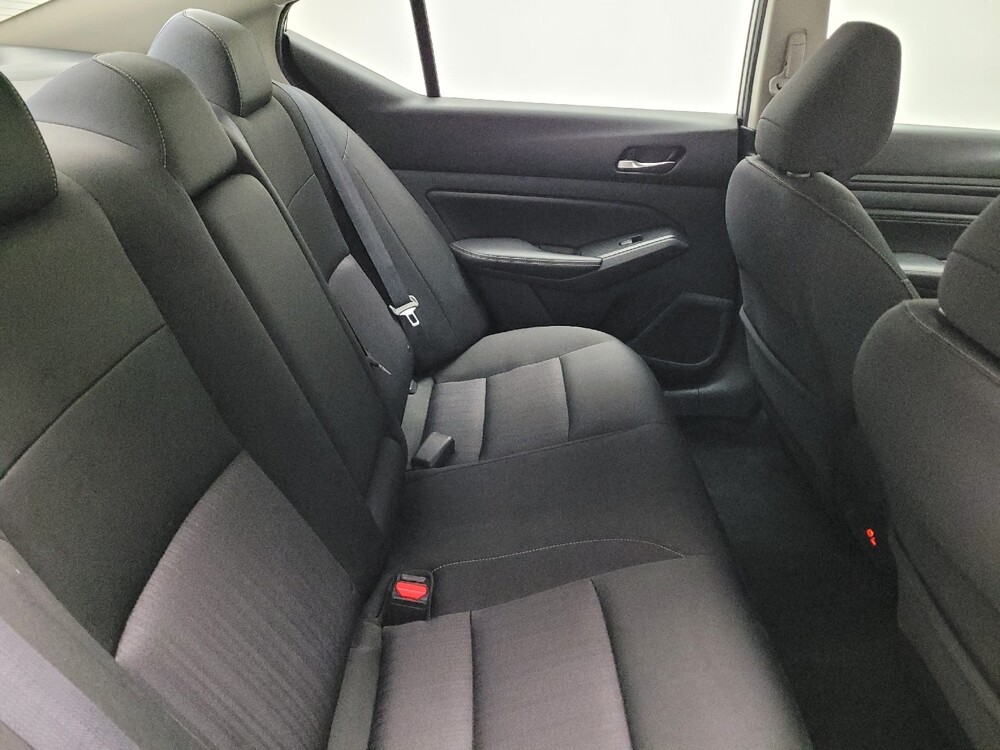 2019 Nissan Altima in Fresno, CA 93726 - 18133528 19