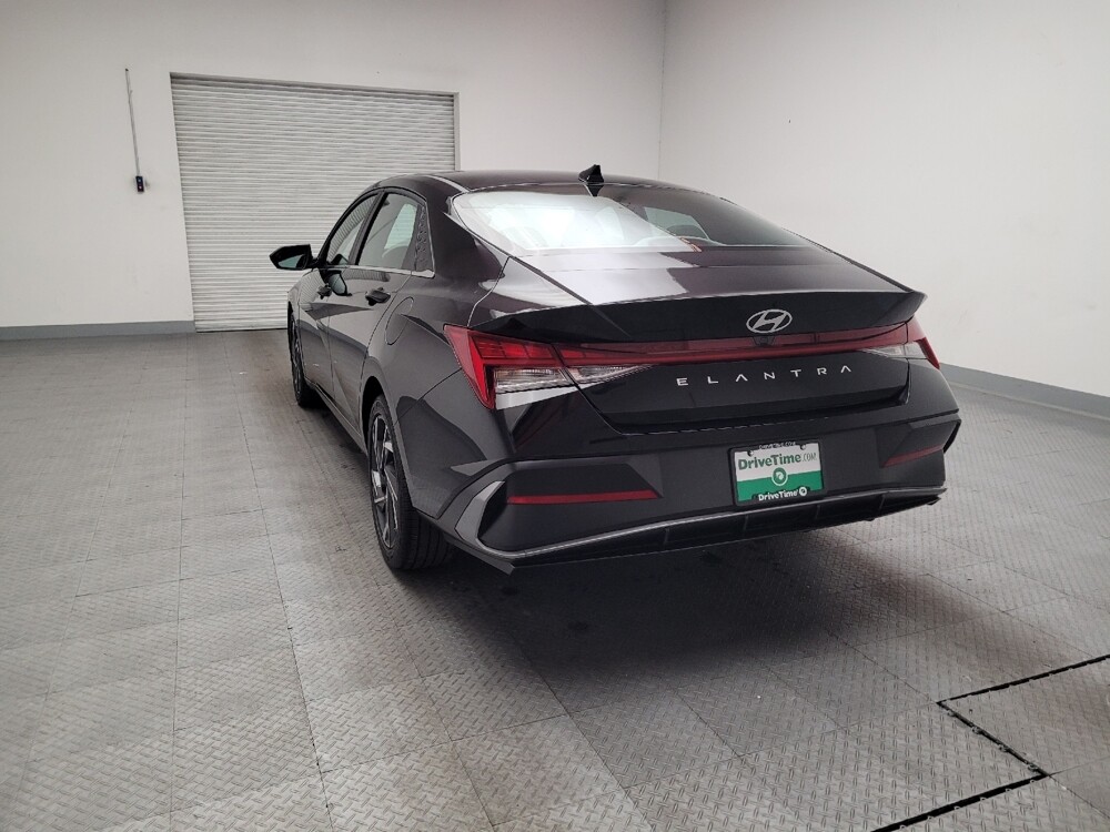 2025 Hyundai Elantra in Riverside, CA 92504 - 18133532 6