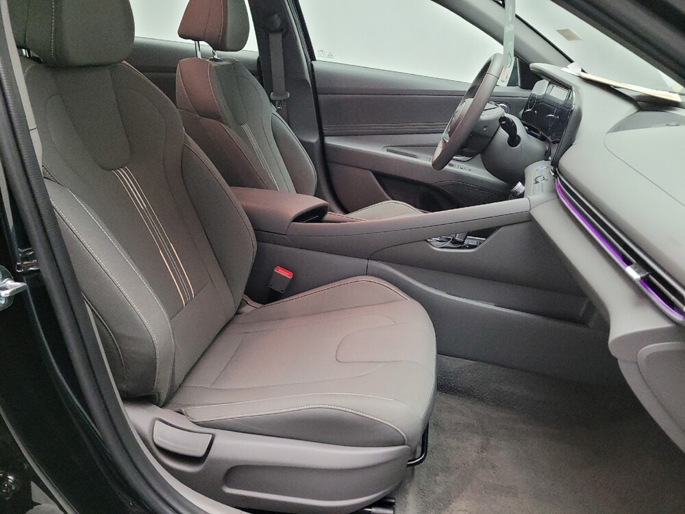 2025 Hyundai Elantra in Riverside, CA 92504 - 18133532 21