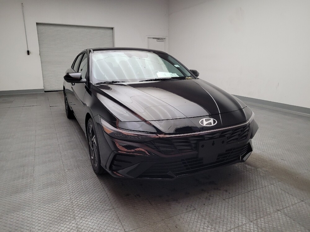 2025 Hyundai Elantra in Riverside, CA 92504 - 18133532 14