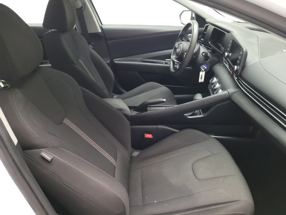 2024 Hyundai Elantra in Downey, CA 90241 - 18133534 21