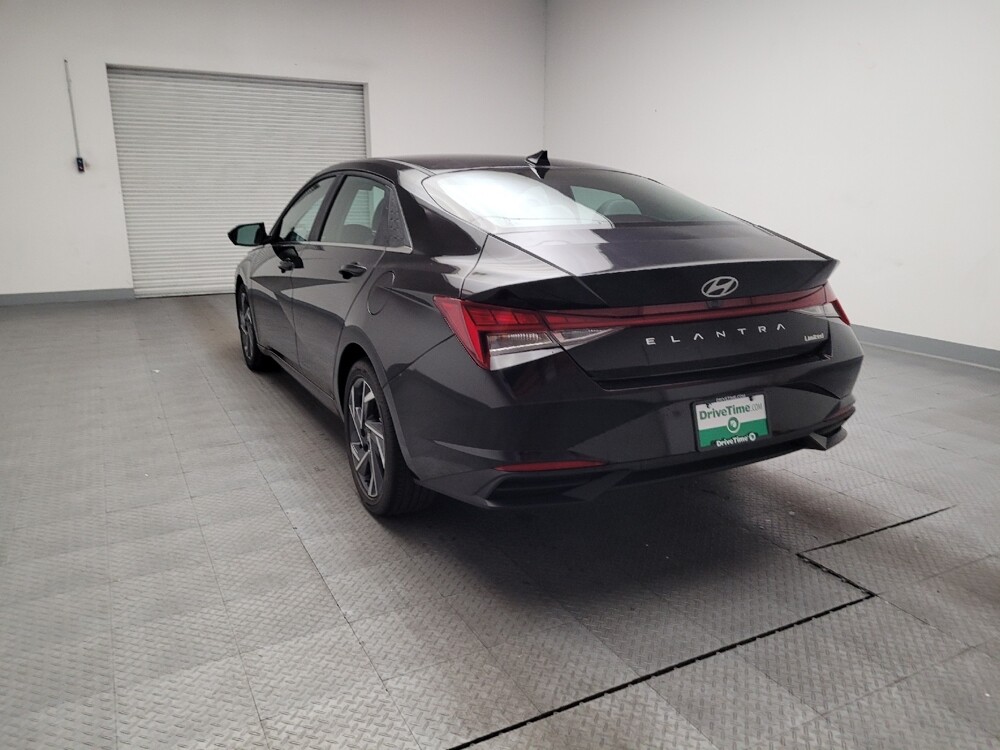 2025 Hyundai Elantra in Riverside, CA 92504 - 18133537 6