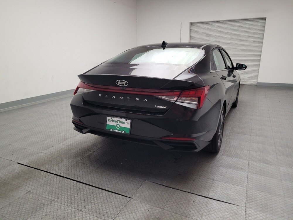 2025 Hyundai Elantra in Riverside, CA 92504 - 18133537 7