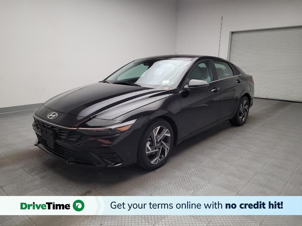 2025 Hyundai Elantra in Riverside, CA 92504 - 18133537