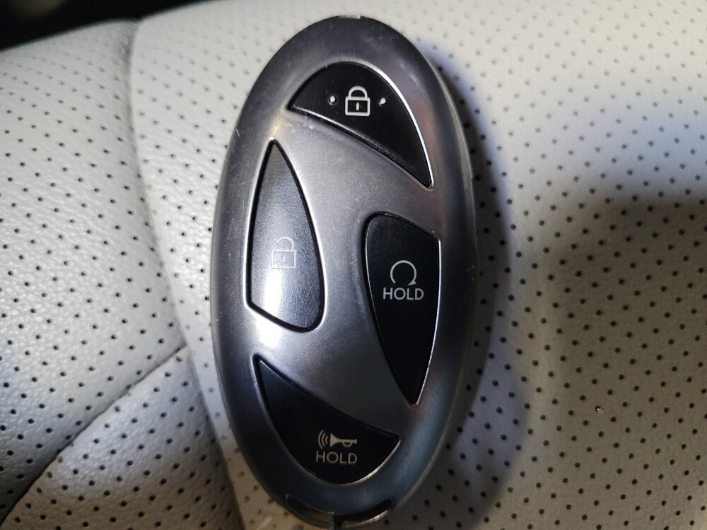 2025 Hyundai Elantra in Riverside, CA 92504 - 18133537 32