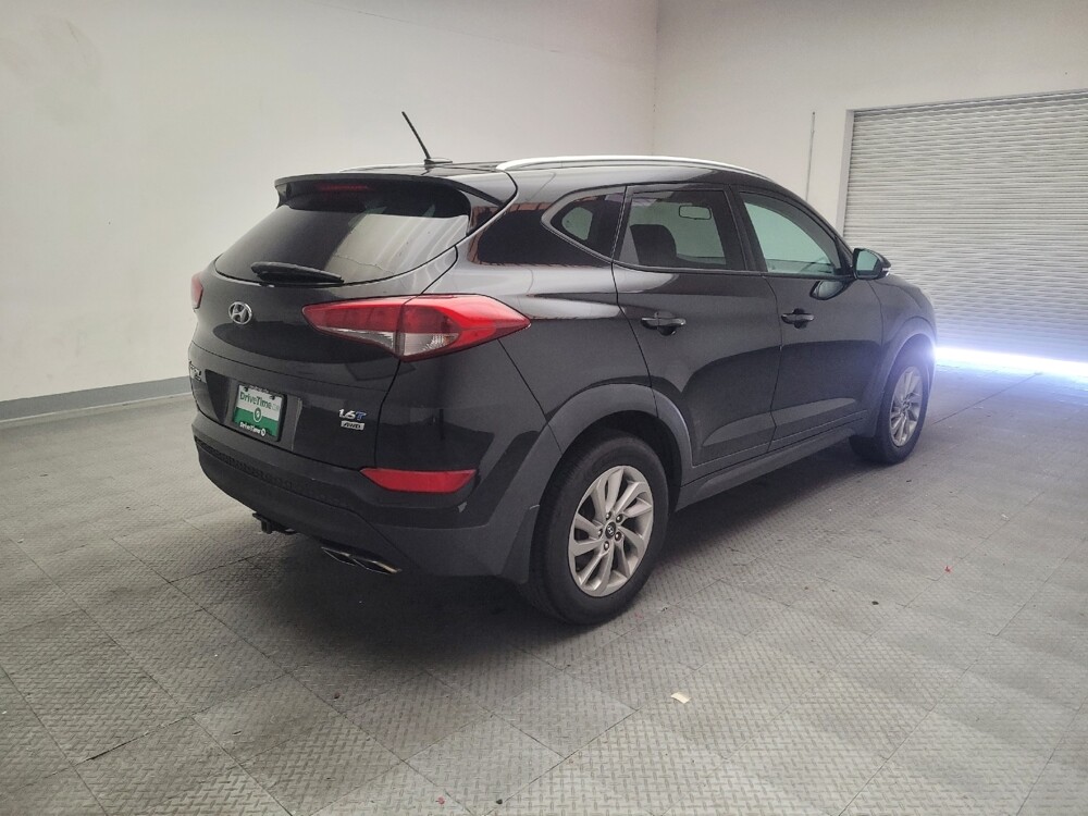 2016 Hyundai Tucson in Bakersfield, CA 93309 - 18133540 9