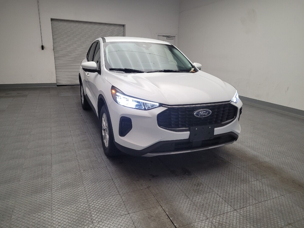 2023 Ford Escape in Fresno, CA 93726 - 18133543 14