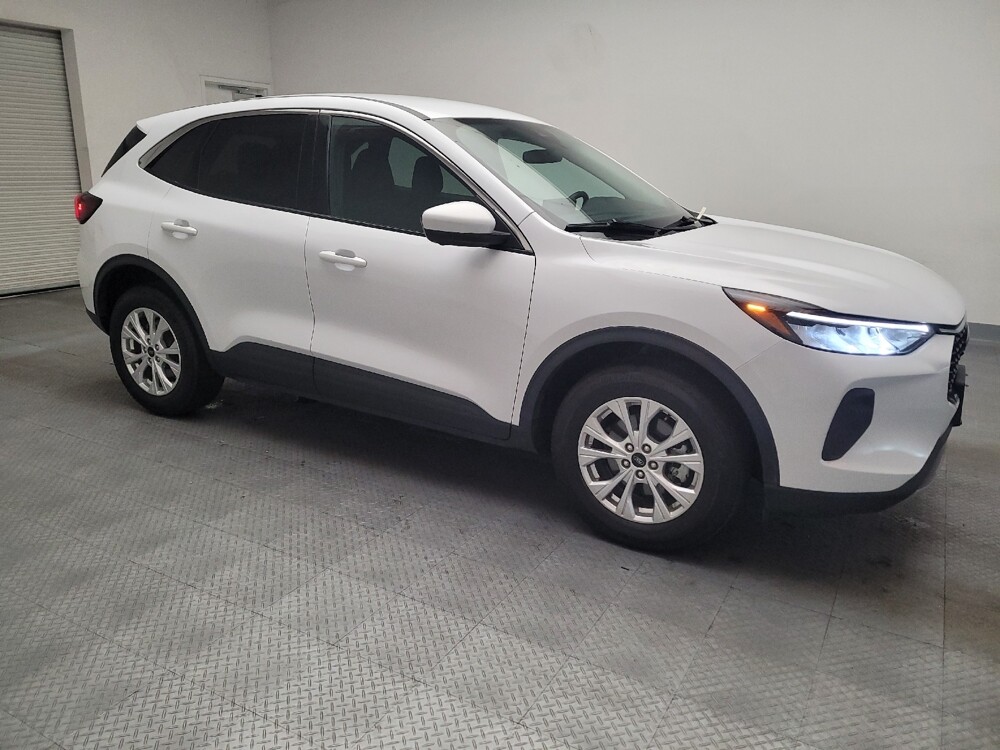 2023 Ford Escape in Fresno, CA 93726 - 18133543 11