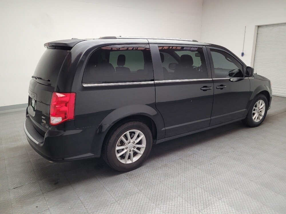 2019 Dodge Grand Caravan in Bakersfield, CA 93309 - 18133546 10