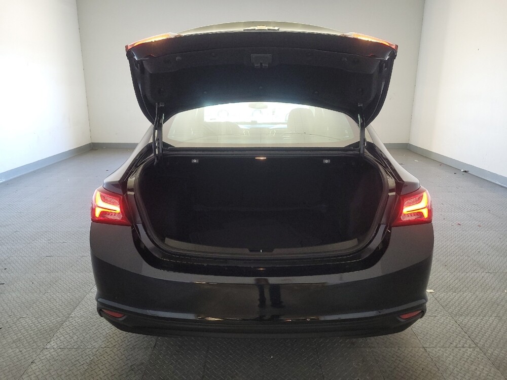 2021 Chevrolet Malibu in Sacramento, CA 95821 - 18133550 29