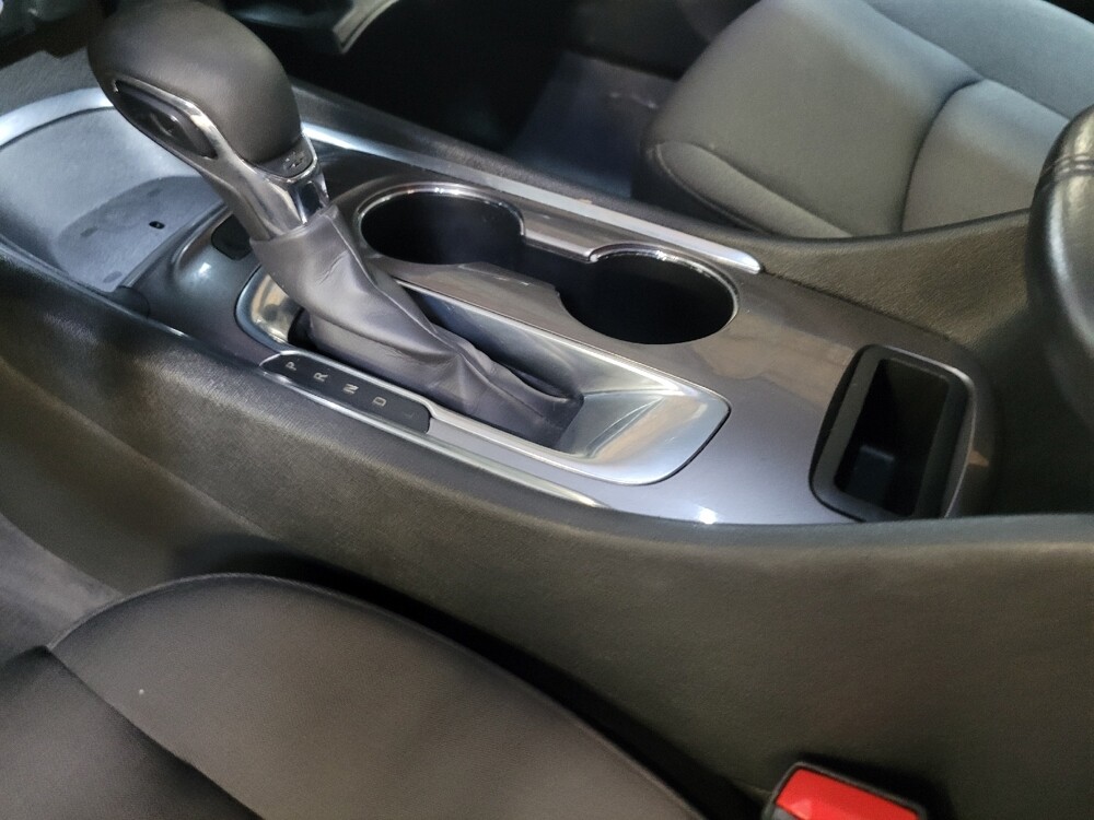 2021 Chevrolet Malibu in Sacramento, CA 95821 - 18133550 26