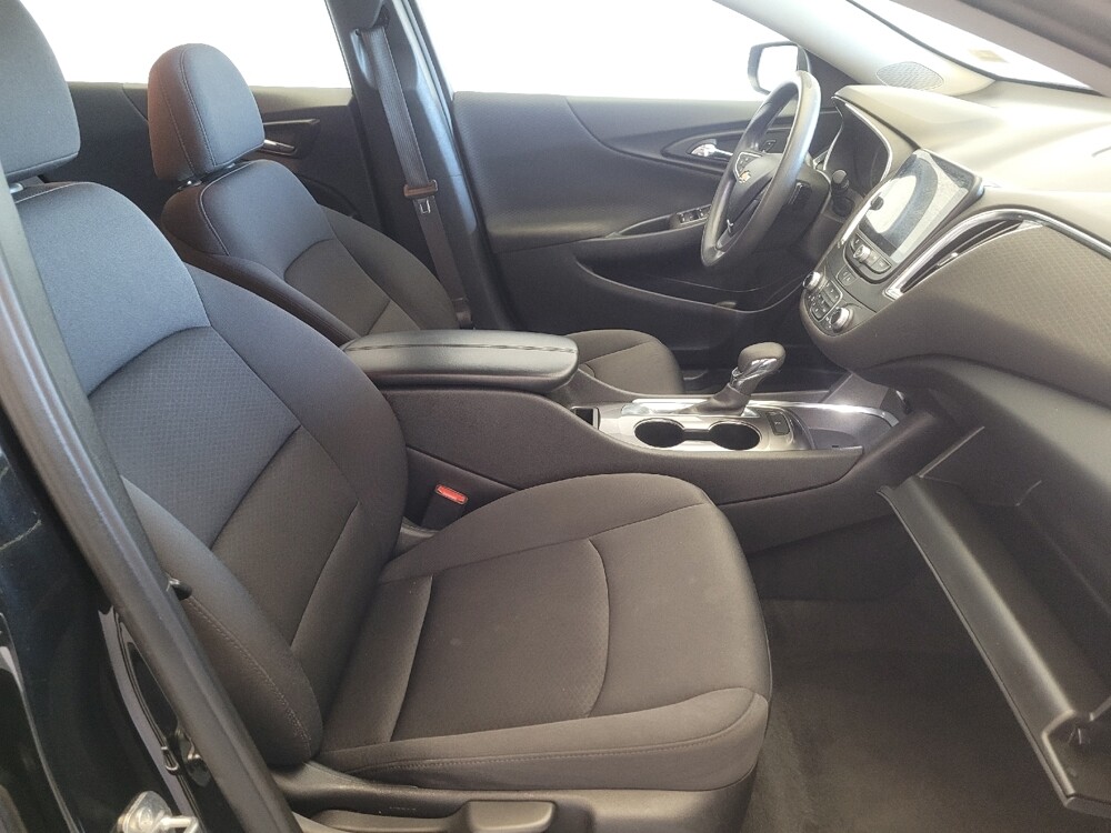 2021 Chevrolet Malibu in Sacramento, CA 95821 - 18133550 21