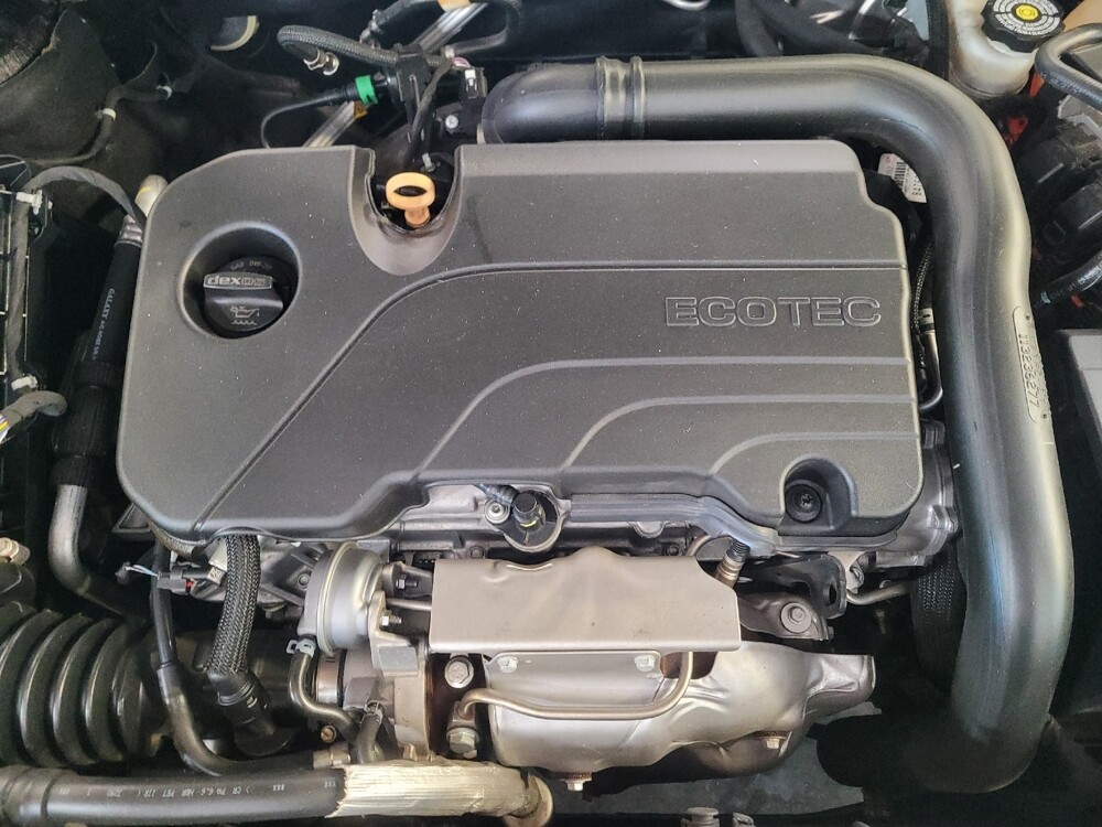 2021 Chevrolet Malibu in Sacramento, CA 95821 - 18133550 30