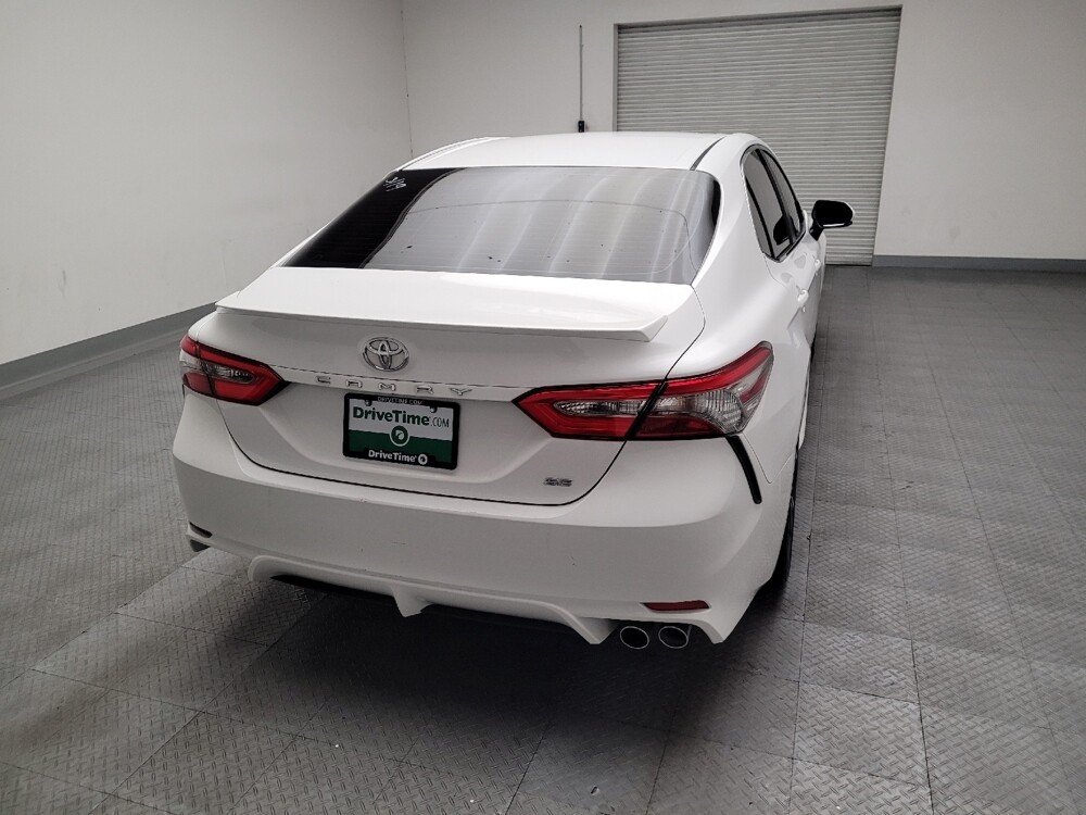 2018 Toyota Camry in Downey, CA 90241 - 18133551 7