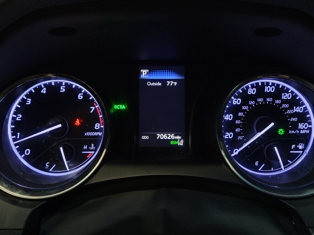 2018 Toyota Camry in Downey, CA 90241 - 18133551 23