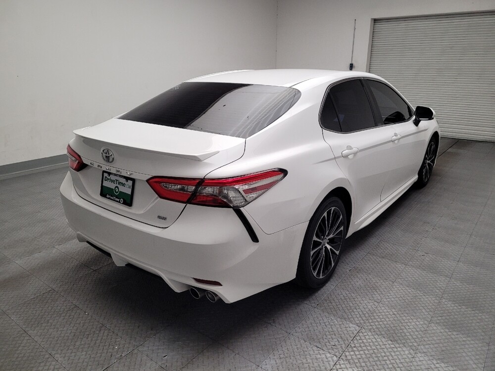 2018 Toyota Camry in Downey, CA 90241 - 18133551 9