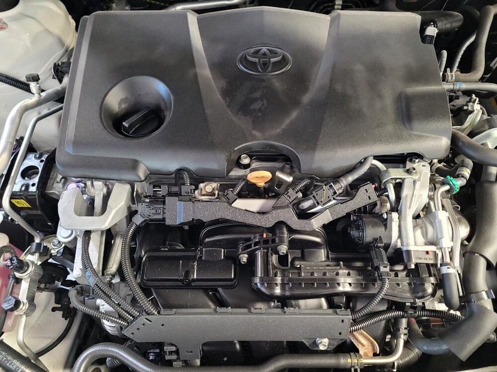 2018 Toyota Camry in Downey, CA 90241 - 18133551 30