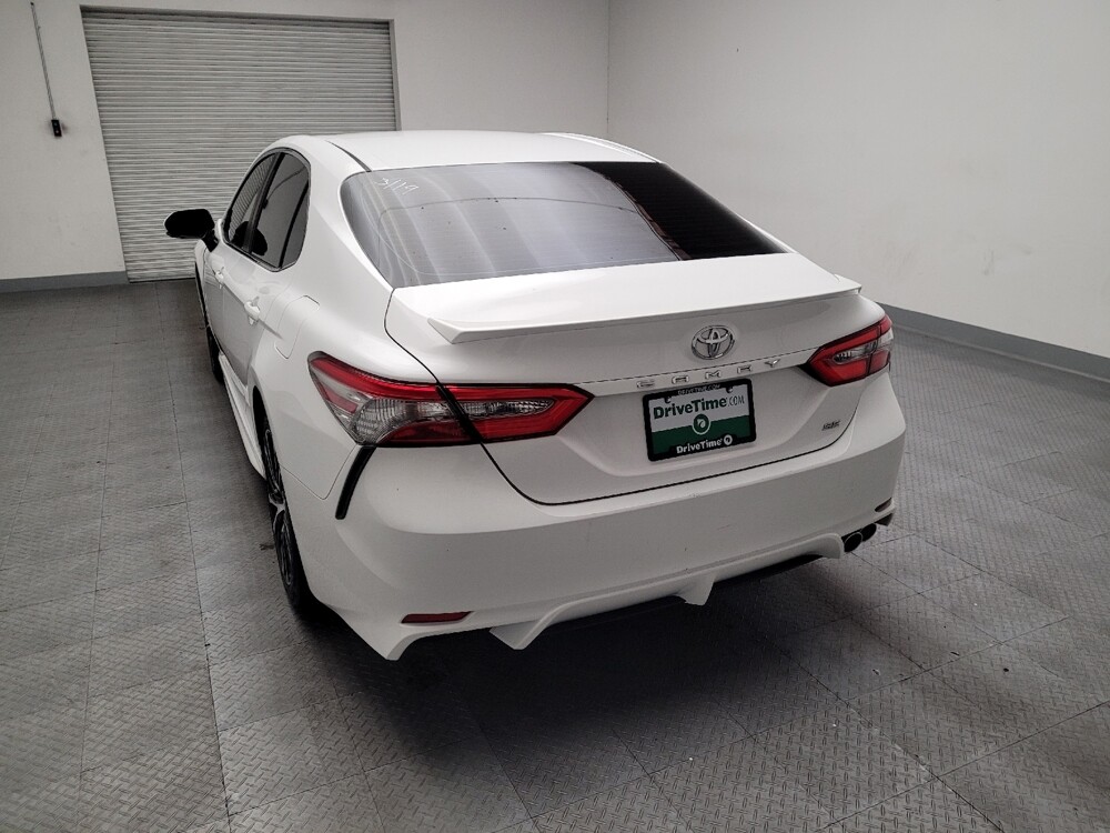 2018 Toyota Camry in Downey, CA 90241 - 18133551 6