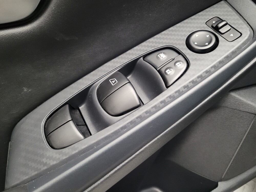 2025 Nissan Sentra in Fresno, CA 93726 - 18133552 27