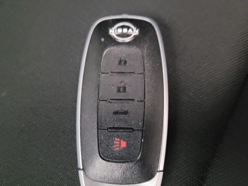 2025 Nissan Sentra in Fresno, CA 93726 - 18133552 32