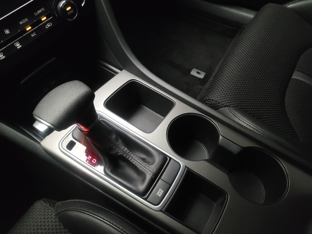 2019 Kia Optima in Sacramento, CA 95821 - 18133553 26