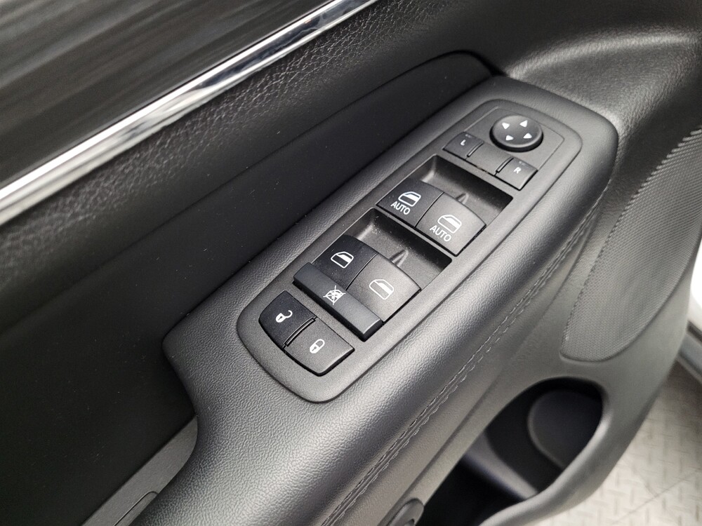 2022 Jeep Grand Cherokee in Montclair, CA 91763 - 18133555 27