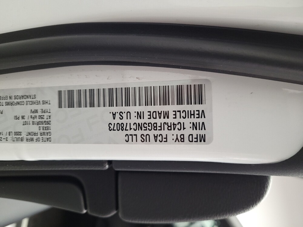 2022 Jeep Grand Cherokee in Montclair, CA 91763 - 18133555 33