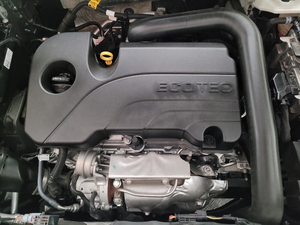 2024 Chevrolet Equinox in Riverside, CA 92504 - 18133556 30