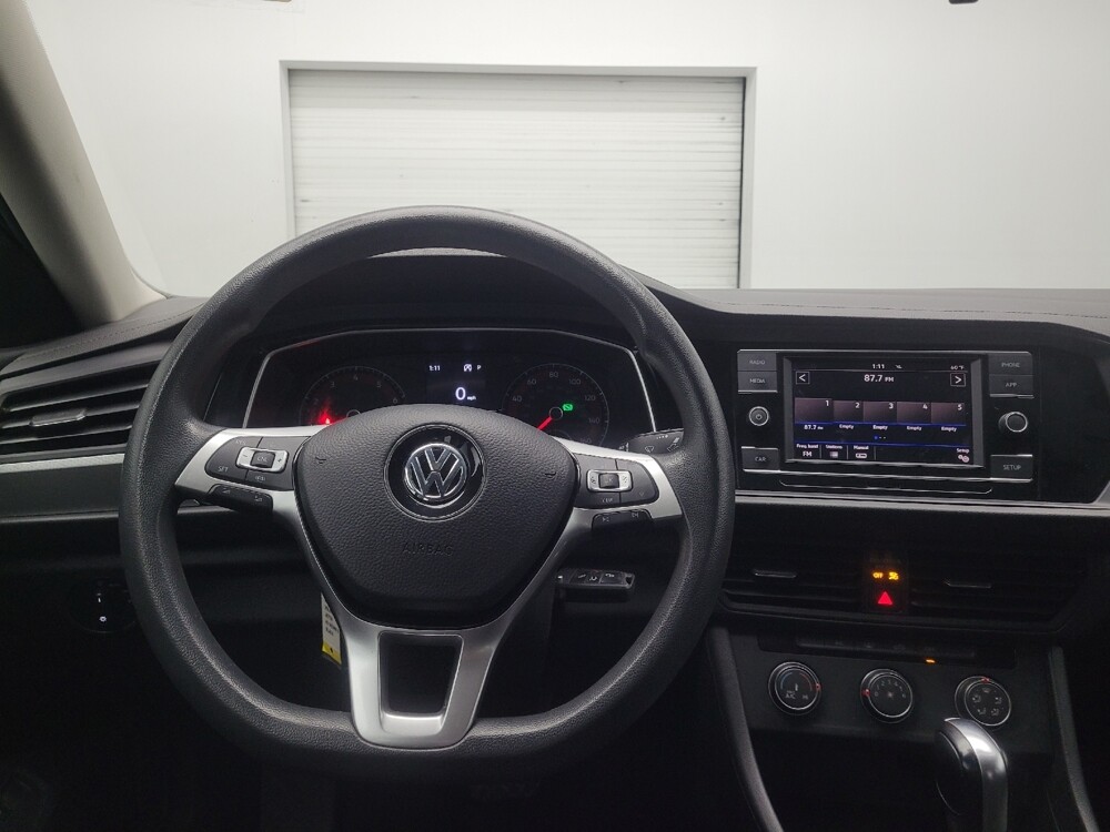 2019 Volkswagen Jetta in Stone Mountain, GA 30083 - 18133557 22