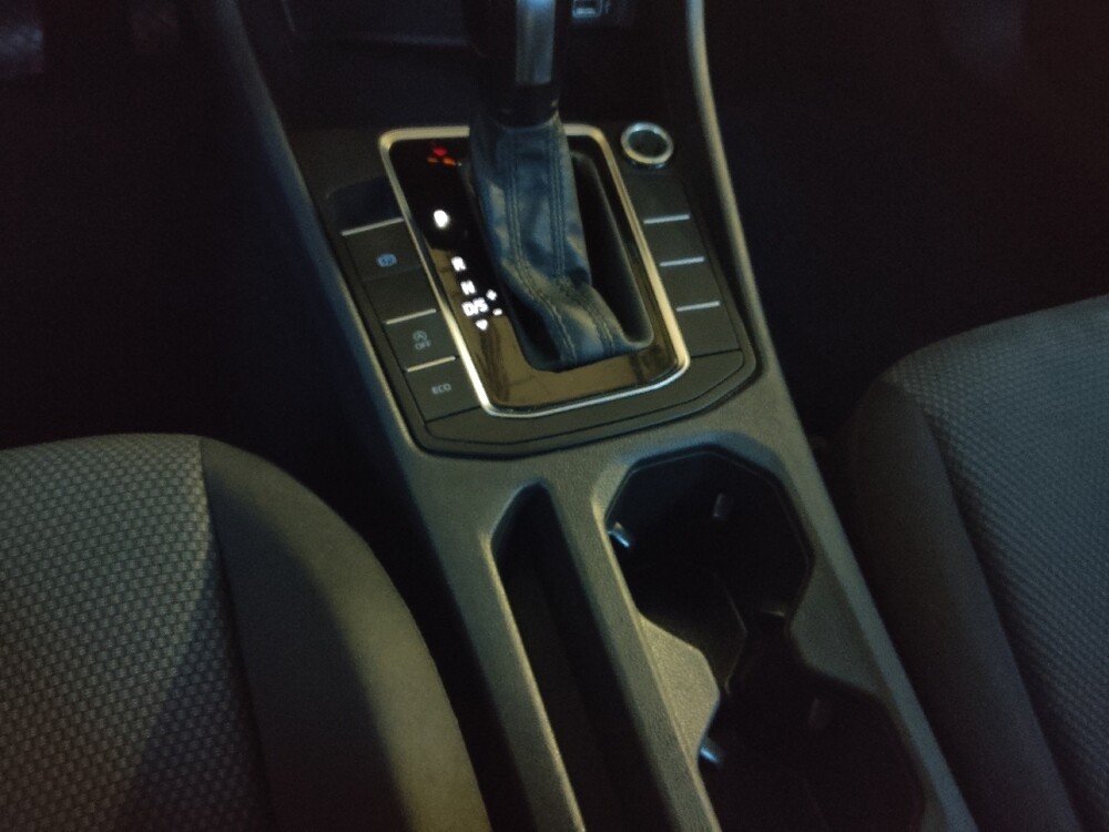 2019 Volkswagen Jetta in Conyers, GA 30094 - 18133558 26