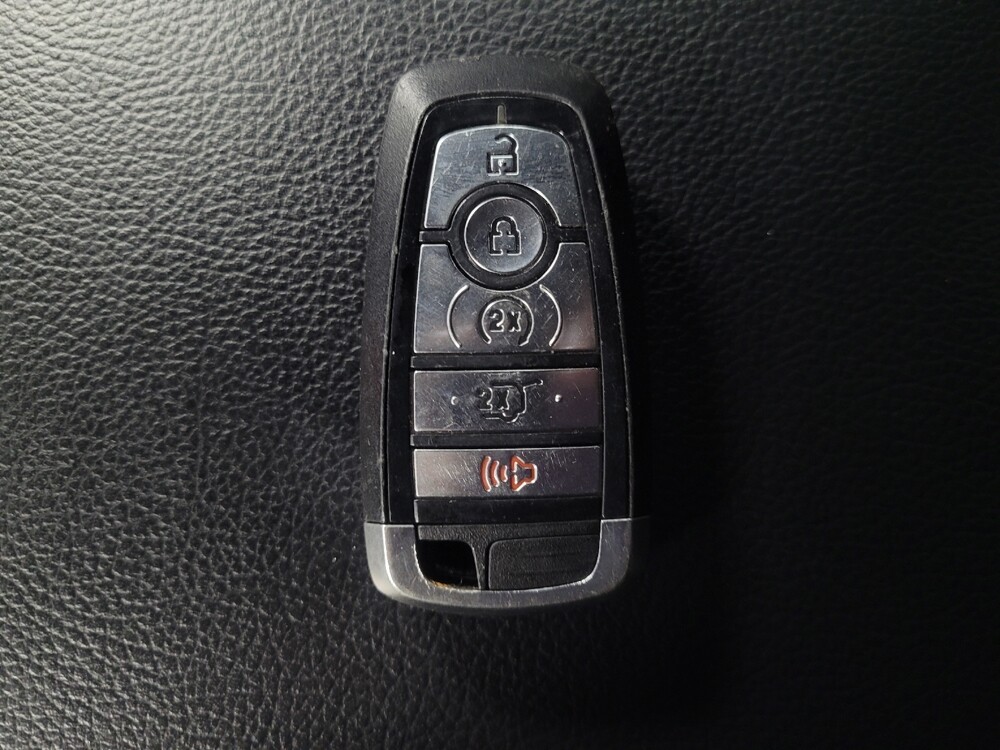 2020 Ford Expedition in Chattanooga, TN 37421 - 18133561 32