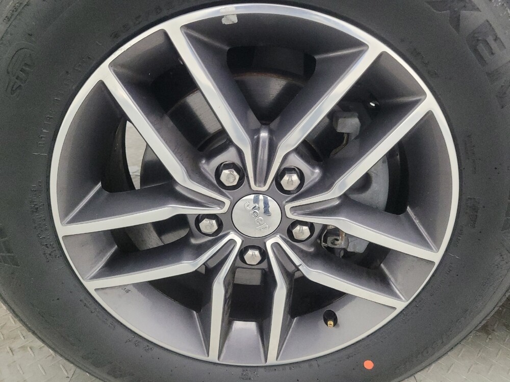 2018 Jeep Grand Cherokee in Duluth, GA 30096 - 18133562 31