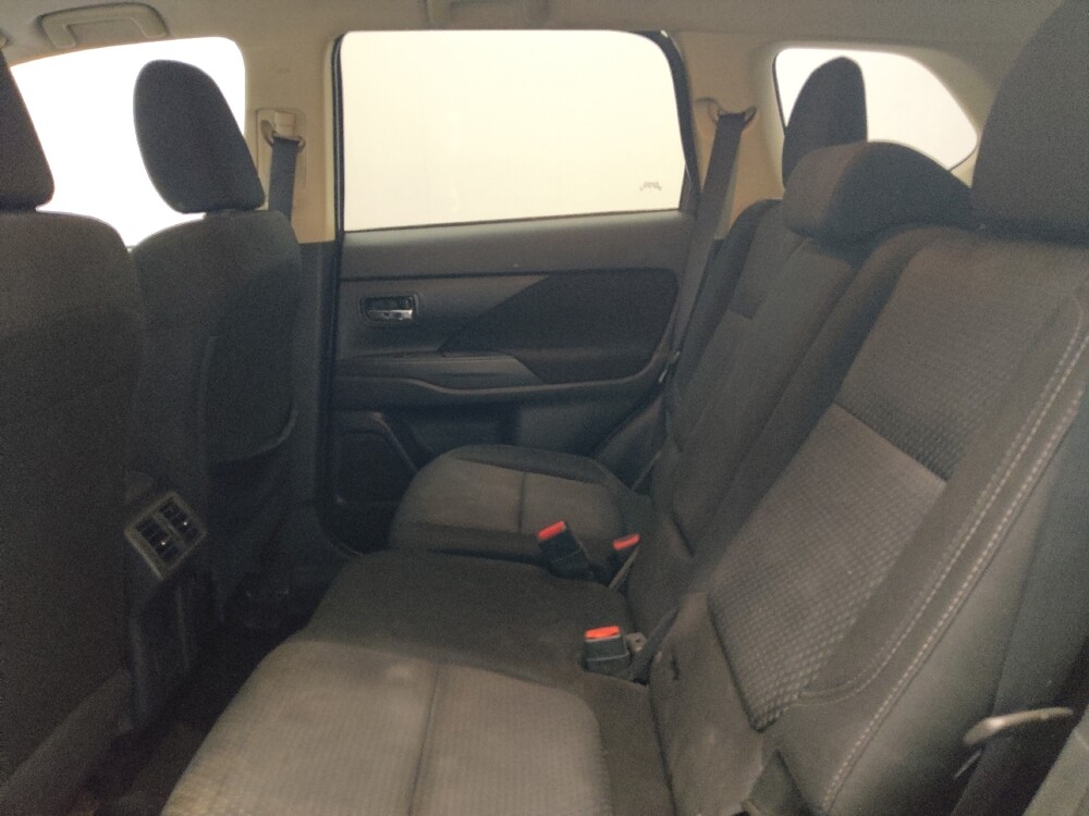 2019 Mitsubishi Outlander in Marietta, GA 30062 - 18133563 18