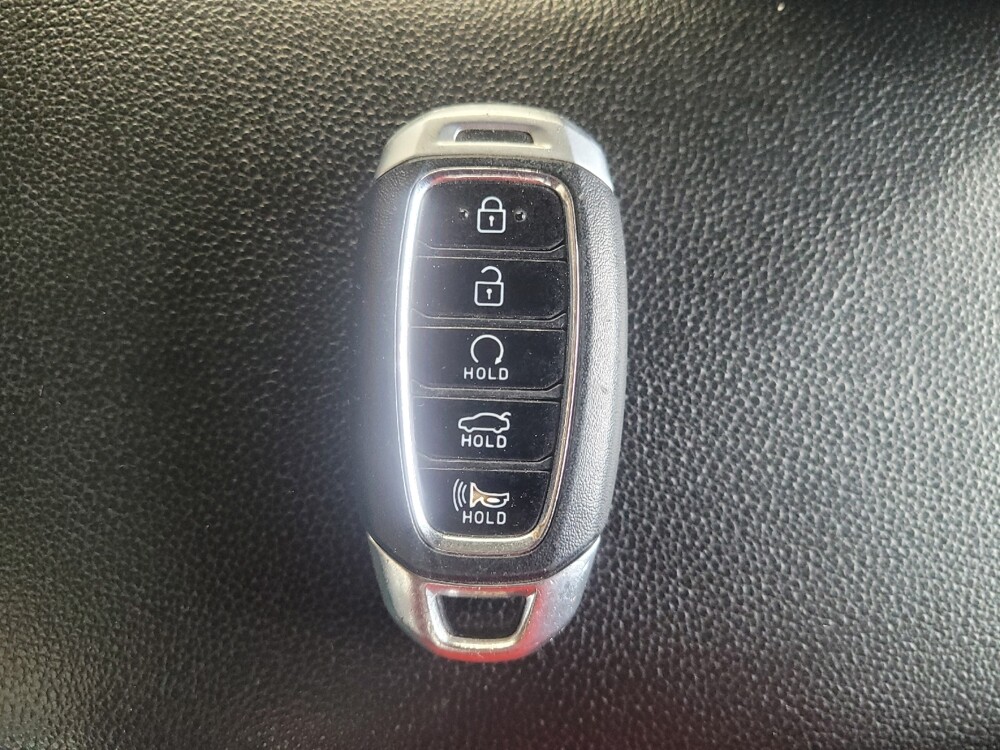 2022 Hyundai Elantra in Athens, GA 30606 - 18133572 32