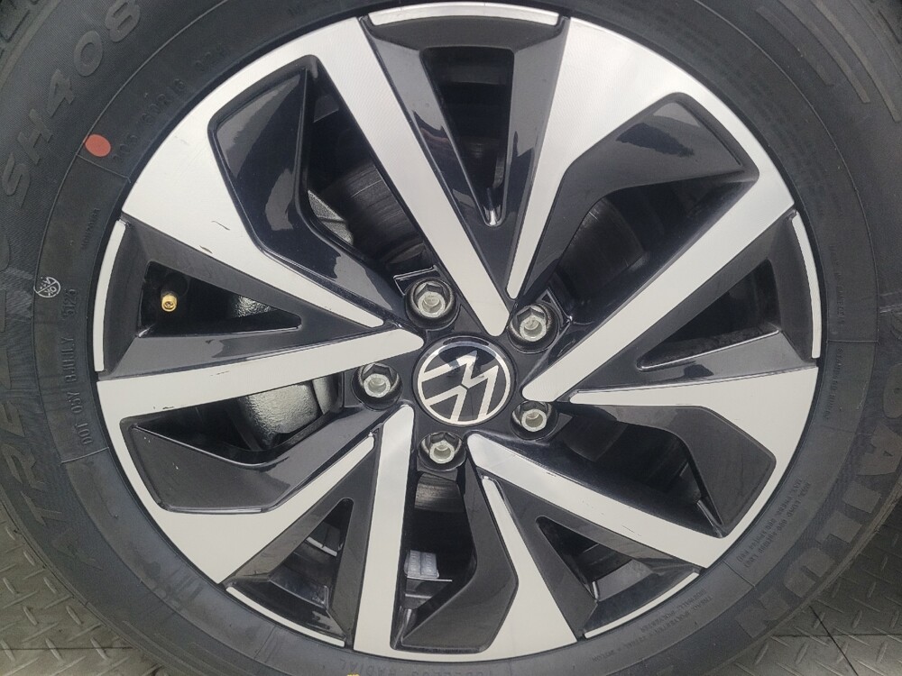 2025 Volkswagen Jetta in Birmingham, AL 35215 - 18133574 31