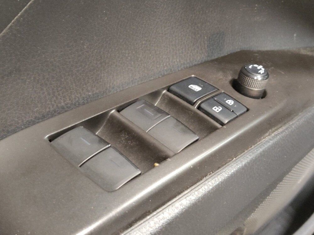 2021 Toyota Camry in Plano, TX 75074 - 18133585 27