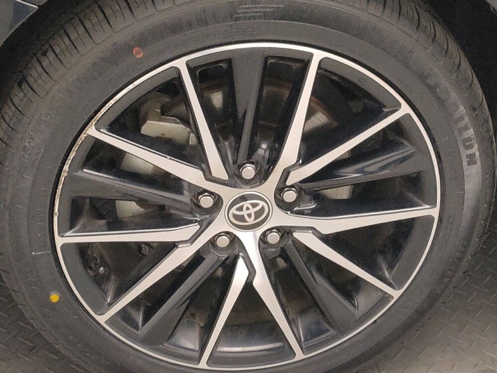 2021 Toyota Camry in Plano, TX 75074 - 18133585 31