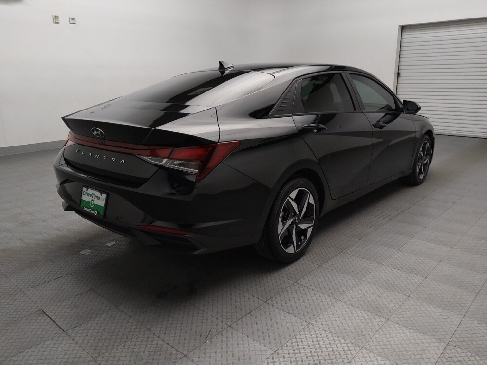 2023 Hyundai Elantra in Lewisville, TX 75067 - 18133586 9